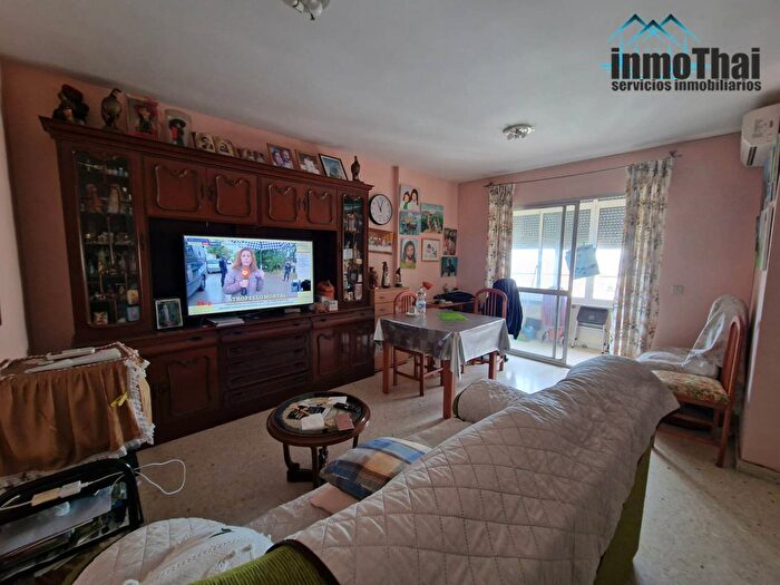 Piso de 4 habitaciones en venta en Andalucía, Cádiz