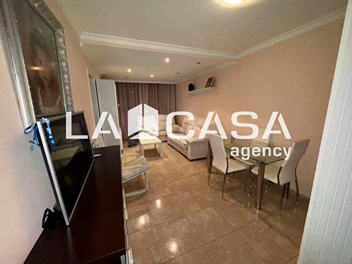 Piso en venta de 3 habitaciones en Centro, Montequinto