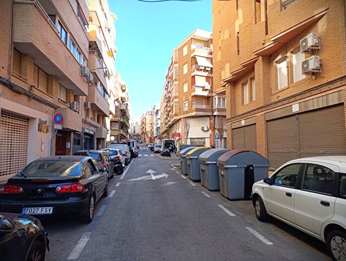 Piso de 4 habitaciones en venta en San Blas, Santo Domigo