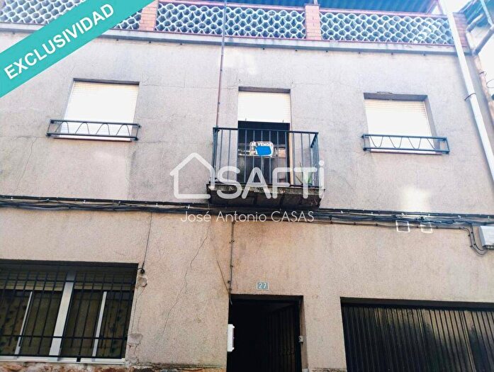 Casa de 4 habitaciones en venta en Extremadura, Cáceres