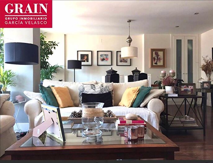 Castilla La Mancha, Albacete: Piso en venta de 4 habitaciones