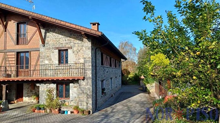 Casa de 7 habitaciones en venta en Ereño, Bizkaia