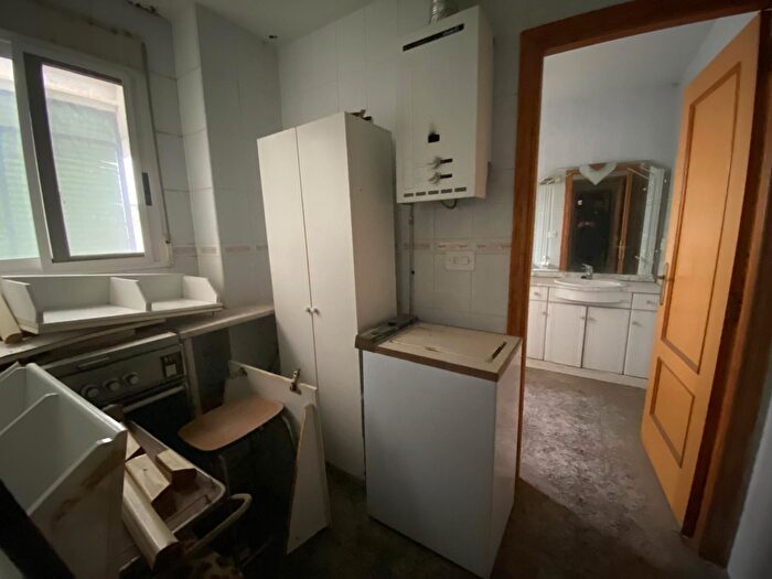 Casas en venta y pisos alquiler - 3