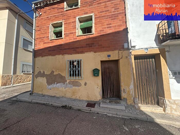 Casas en venta y pisos alquiler - 2