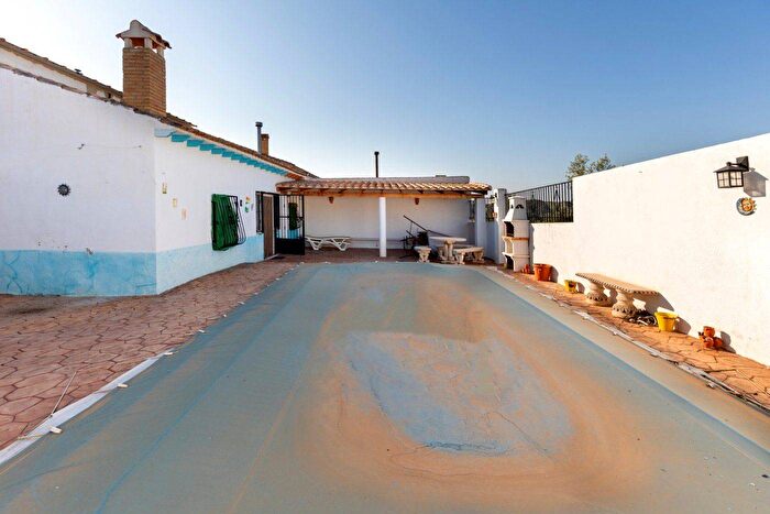 Casa de 4 habitaciones en venta en Andalucía, Granada