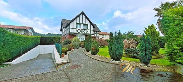 País Vasco, Vizcaya Bizkaia: Casa en venta de 4 habitaciones