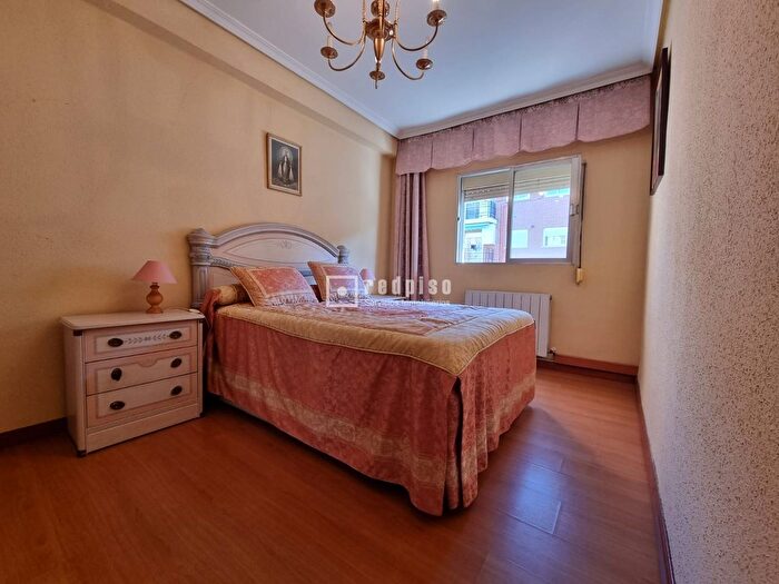 Piso de 3 habitaciones en venta en Usera, Zofio