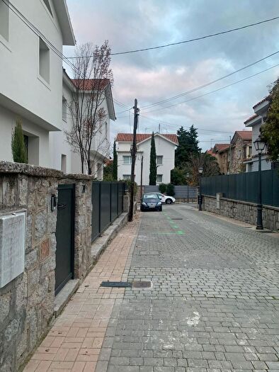 Casa en venta de 7 habitaciones en Chamartín, Nueva España