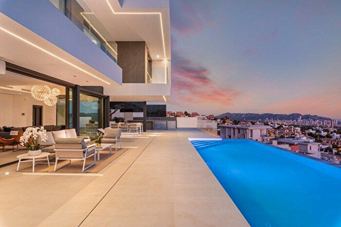Casa de 5 habitaciones en venta en Comunitat Valenciana, Alicante