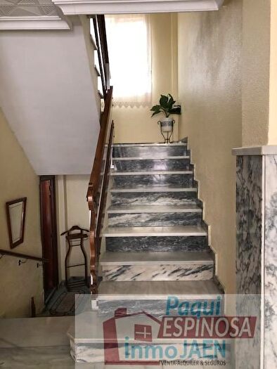 Piso en venta de 2 habitaciones, Torre del Campo, Jaén