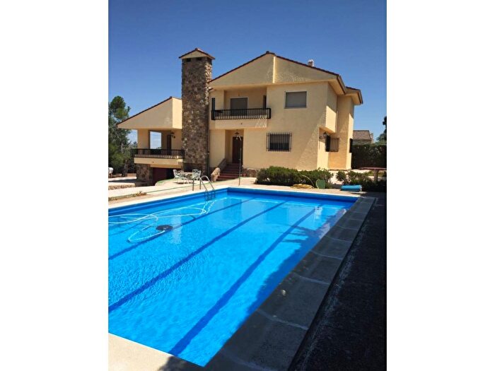 Casa de 5 habitaciones en venta en Castilla La Mancha, Toledo