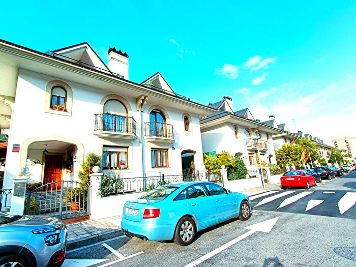 Casa en venta de 4 habitaciones, Galdakao, Bizkaia