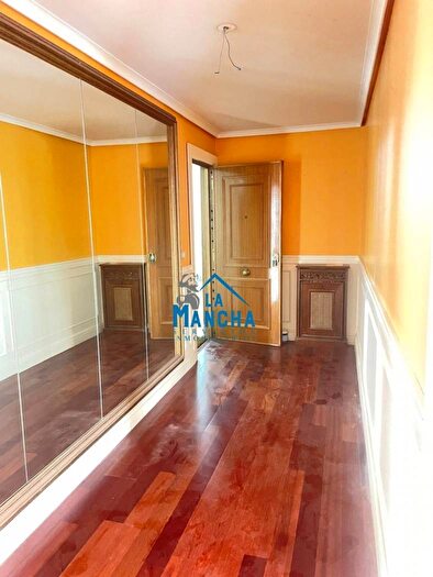 Piso de 3 habitaciones en venta en Castilla La Mancha, Albacete