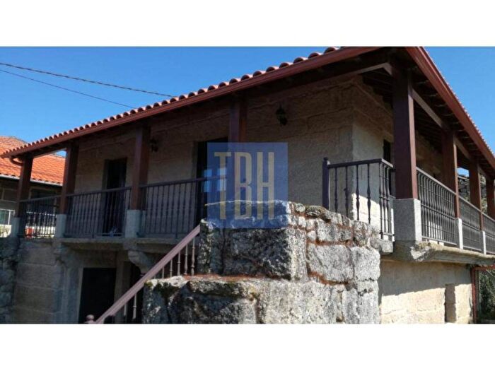 Casa de 3 habitaciones en venta en Galicia, Ourense