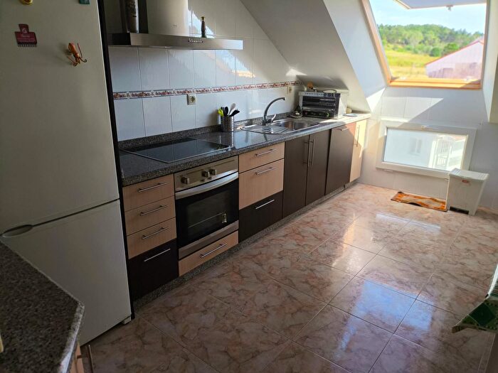 Piso en venta de 3 habitaciones en Laxe, A Coruña