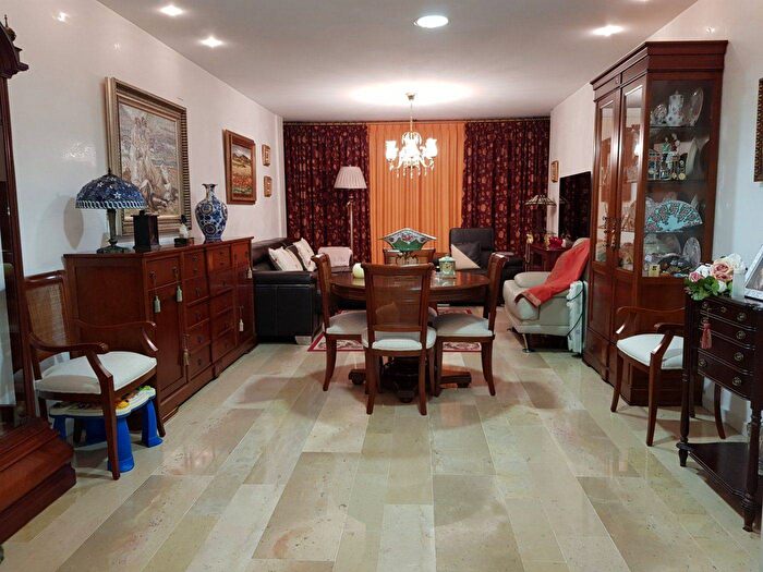 Piso en venta de 4 habitaciones en Comunitat Valenciana, València