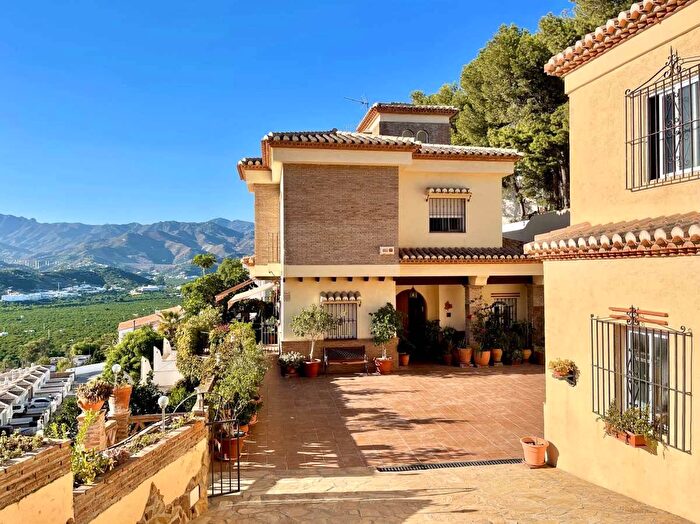Casa en venta de 4 habitaciones en Andalucía, Granada