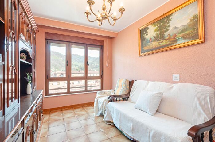 Piso en venta de 3 habitaciones: San Martín del Rey Aurelio, Asturias
