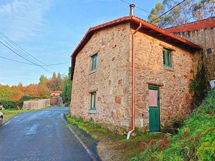 Casa en venta de 2 habitaciones en Galicia, A Coruña