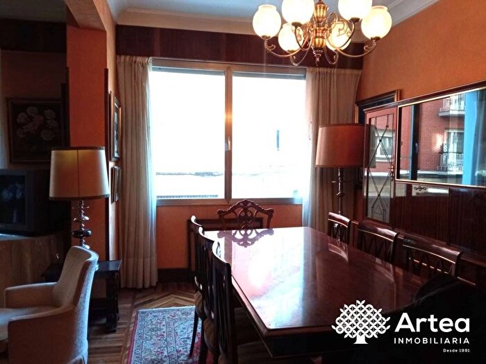 Casas en venta y pisos alquiler - 3