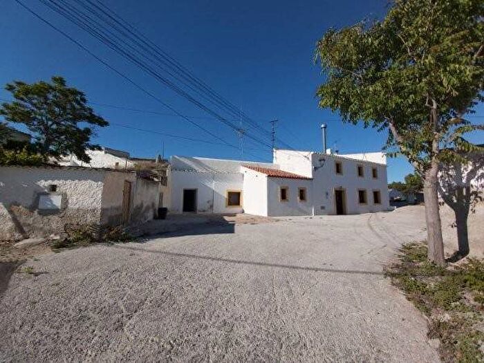 Casa en venta de 4 habitaciones, Andalucía, Granada
