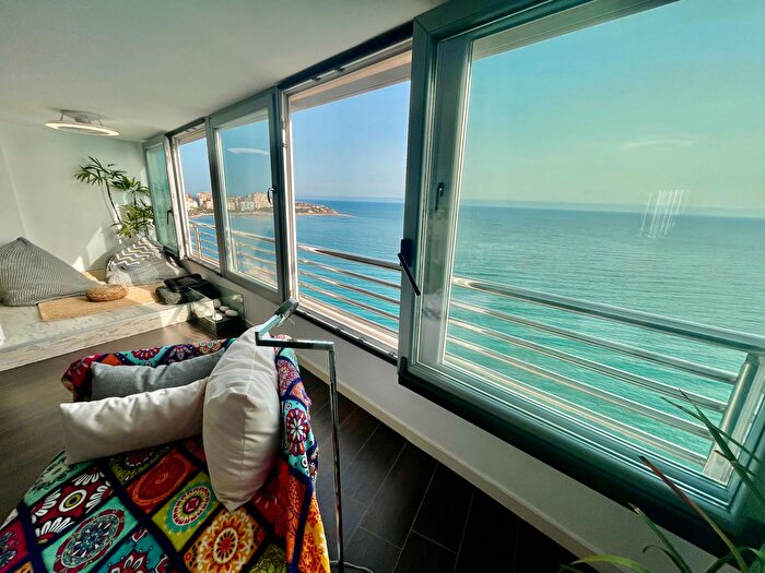 Piso en venta de 2 habitaciones en Playa de San Juan El Cabo de las Huertas, Albufereta