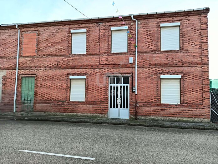 Casa en venta de 5 habitaciones, Villazala, León