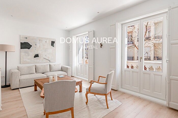 Piso en venta de 3 habitaciones: Barrio de Salamanca, Recoletos