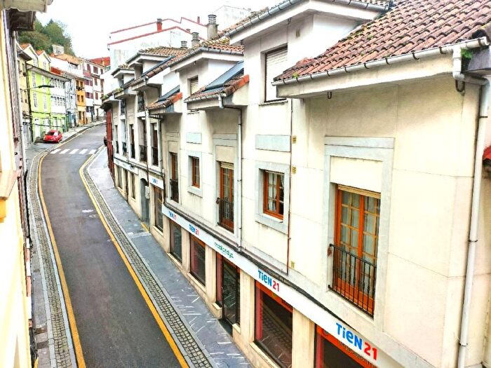 Piso de 4 habitaciones en venta en Principado de Asturias, Asturias