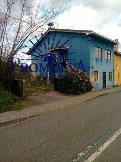 Casa en venta de 3 habitaciones, Ribera de Arriba, Principado de Asturias
