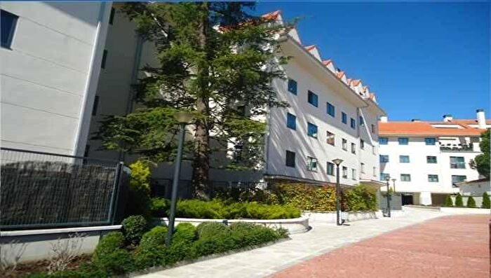 Piso en venta de 2 habitaciones en Jardín de los Reyes Parque Real, El Escorial