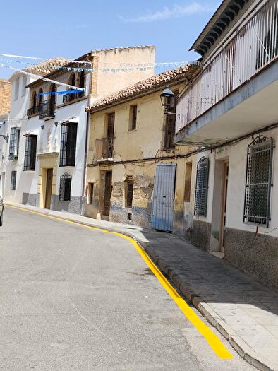 Casas en venta y pisos alquiler - 2