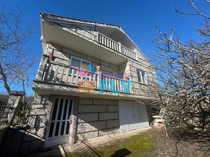 Casa en venta de 2 habitaciones, Cualedro, Ourense