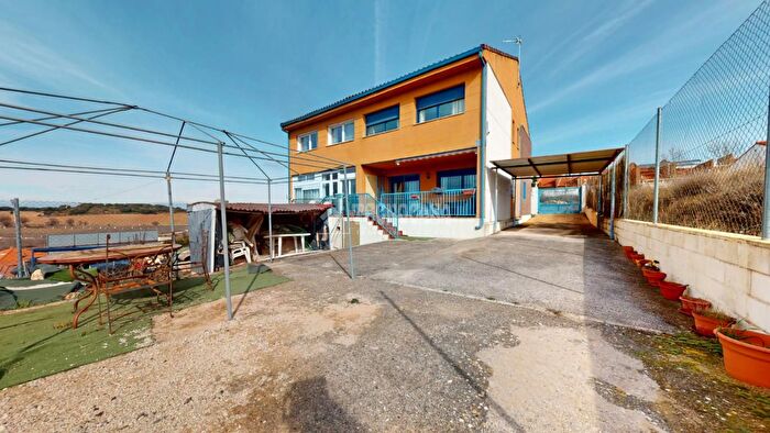 Casa de 3 habitaciones en venta en Yebes Pueblo, Yebes