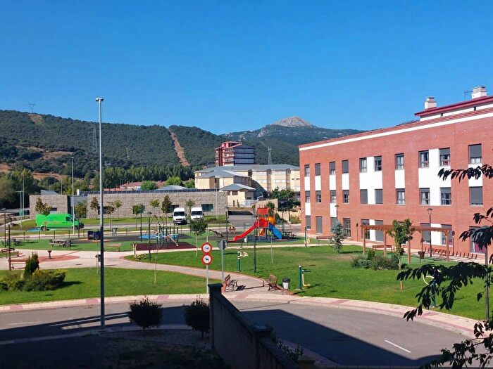 Piso en venta de 2 habitaciones: Castilla y León, León