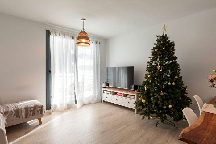 Piso de 3 habitaciones en venta en Comunitat Valenciana, València