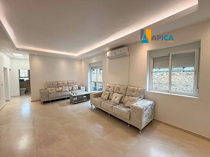 Piso de 3 habitaciones en venta en Andalucía, Cádiz