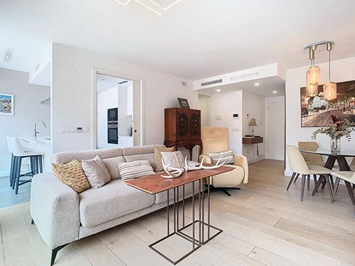Piso en venta de 2 habitaciones, Comunitat Valenciana, Alicante