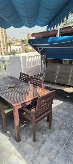 Piso en venta de 2 habitaciones, Centro, Mercado