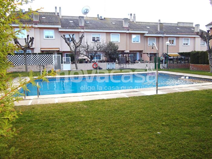 Casa en venta de 3 habitaciones, Hermanos Falcó, Albacete Capital