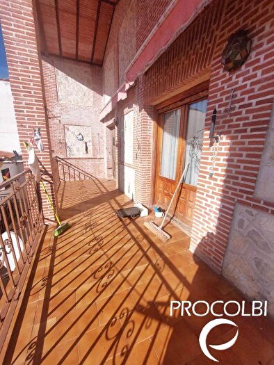 Casa de 4 habitaciones en venta en Castilla La Mancha, Guadalajara