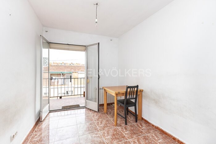 Latina, Aluche: Piso en venta de 3 habitaciones