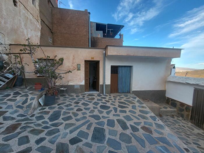 Abrucena, Almería: Casa en venta de 2 habitaciones