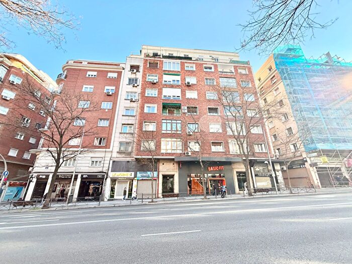 Piso en venta de 3 habitaciones en Barrio de Salamanca, Fuente del Berro