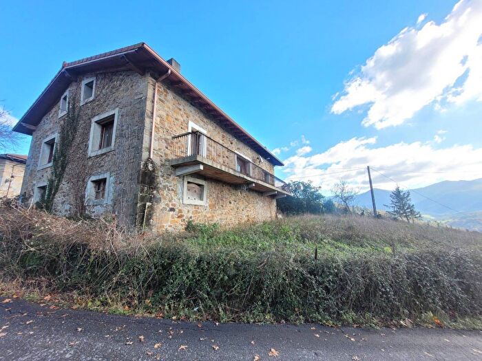 País Vasco, Vizcaya Bizkaia: Casa en venta de 4 habitaciones