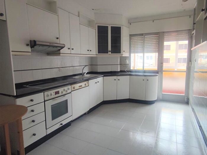 Piso en venta de 4 habitaciones, Chantada, Lugo