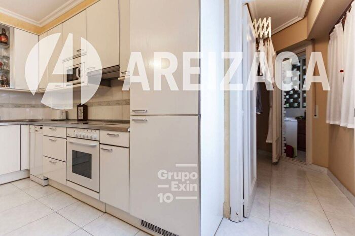 Casas en venta y pisos alquiler - 2