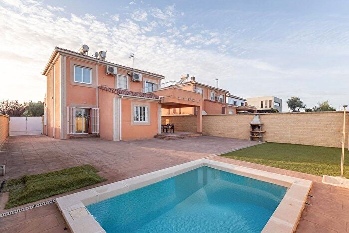 Casa en venta de 4 habitaciones: Andalucía, Granada