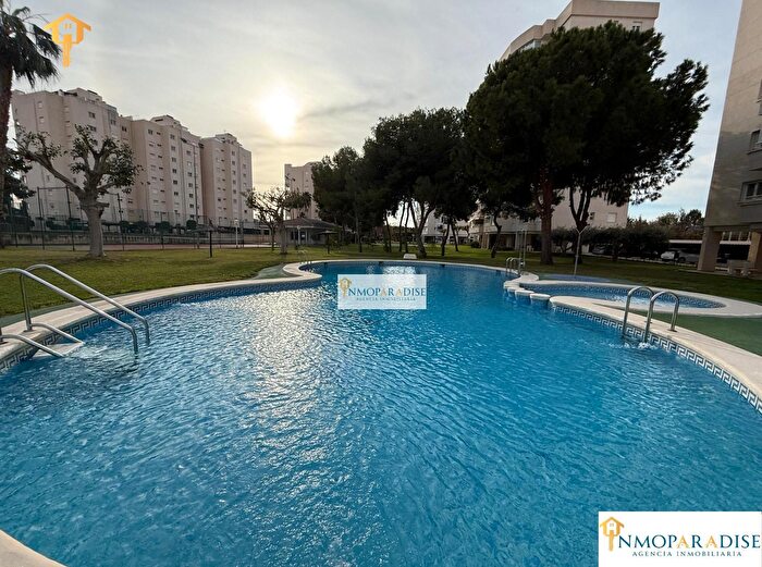 Piso en venta de 3 habitaciones, Playa de San Juan El Cabo de las Huertas, Playa de San Juan