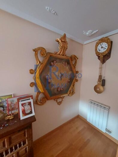 Casas en venta y pisos alquiler - 2